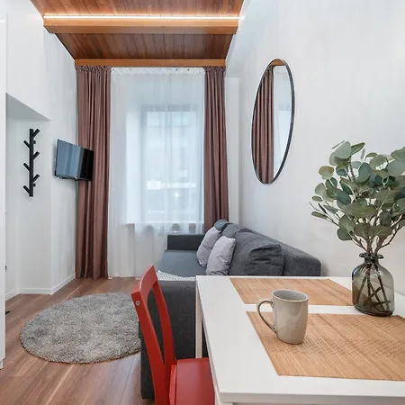 Апартаменты Cozy In The Center