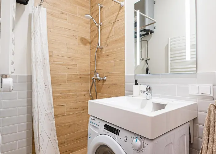 Cozy In The Center Butas